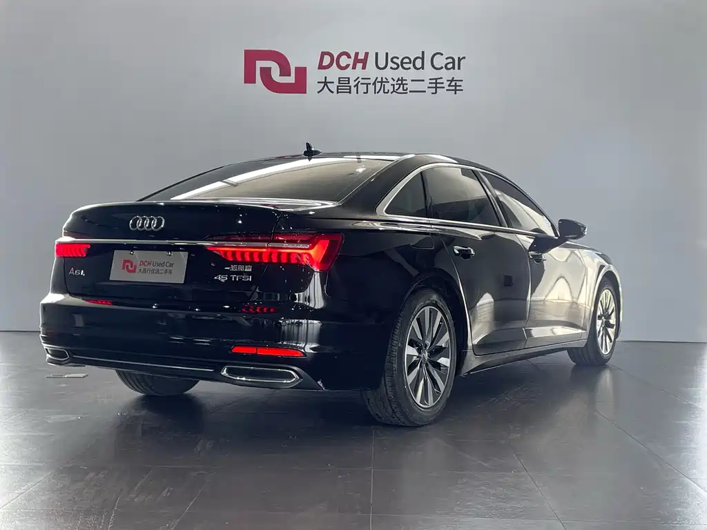 Audi A6L 2022