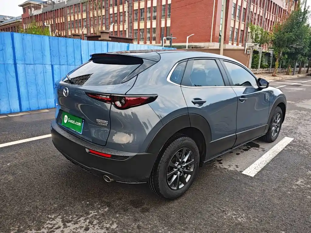 Mazda CX-30 2025