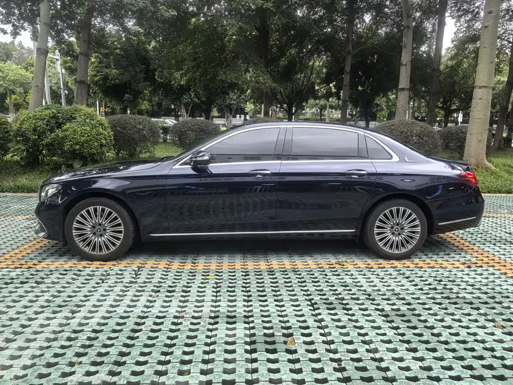 Mercedes-Benz E-Class 2020
