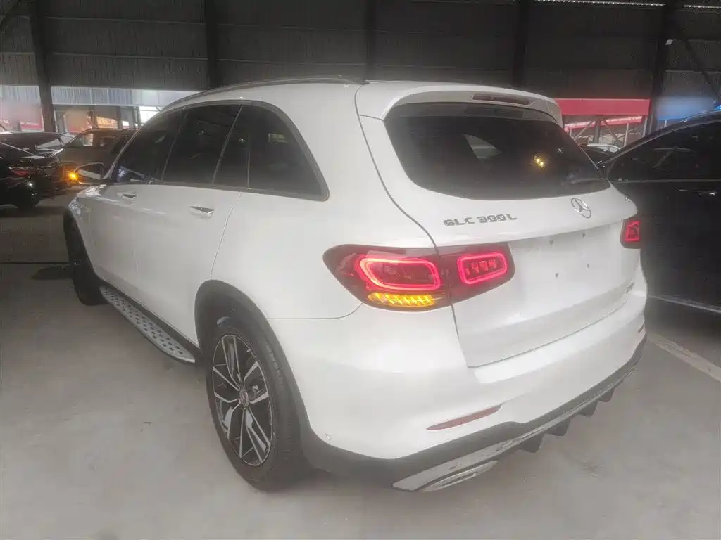 Mercedes-Benz GLC 2020 — фото 23