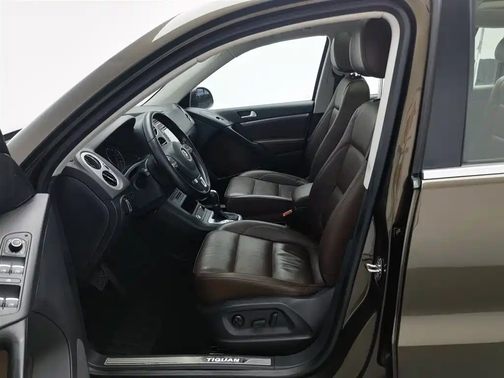 Volkswagen Tiguan 2015 — фото 10