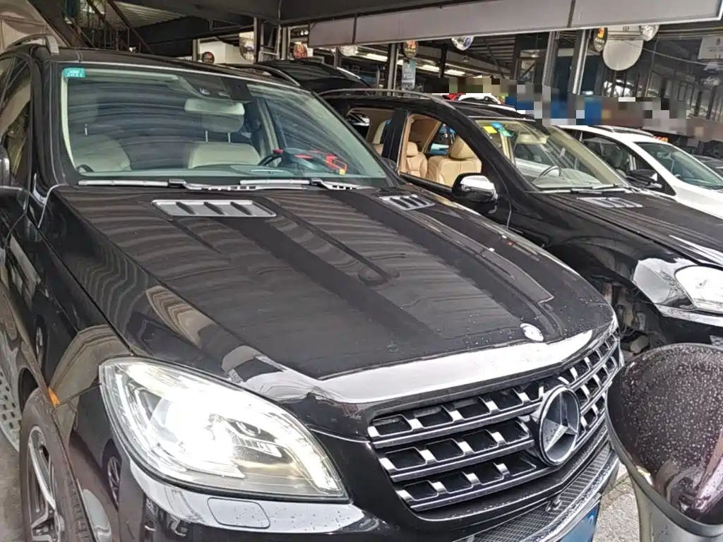 Mercedes-Benz M-Class 2015