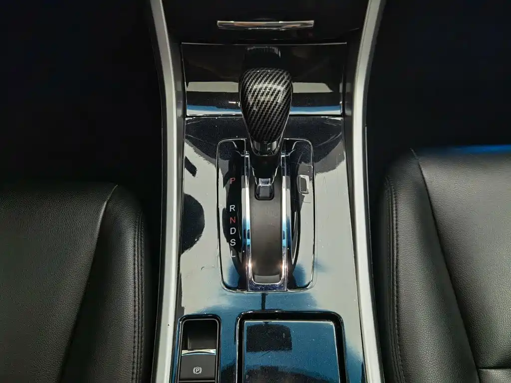 Honda Accord 2016 — фото 13