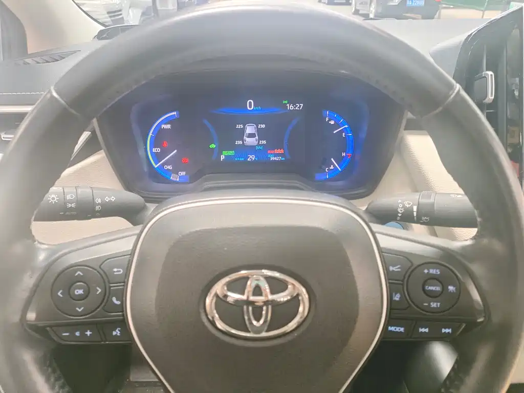 Toyota Corolla 2020 — фото 15