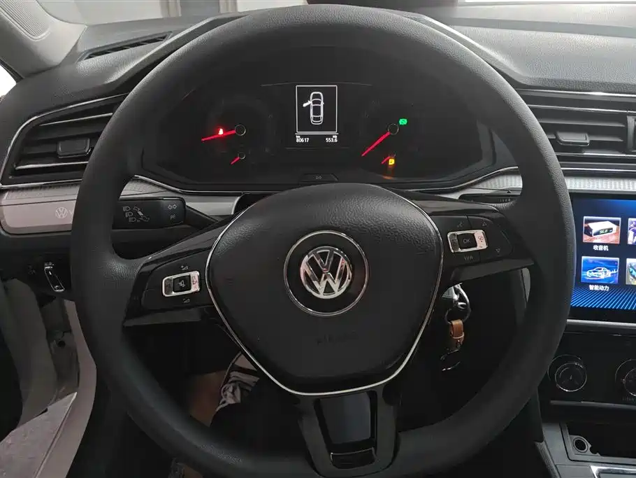 Volkswagen Lamando 2018 — фото 15