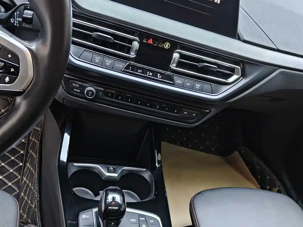 BMW 2 Series 2024 — фото 16