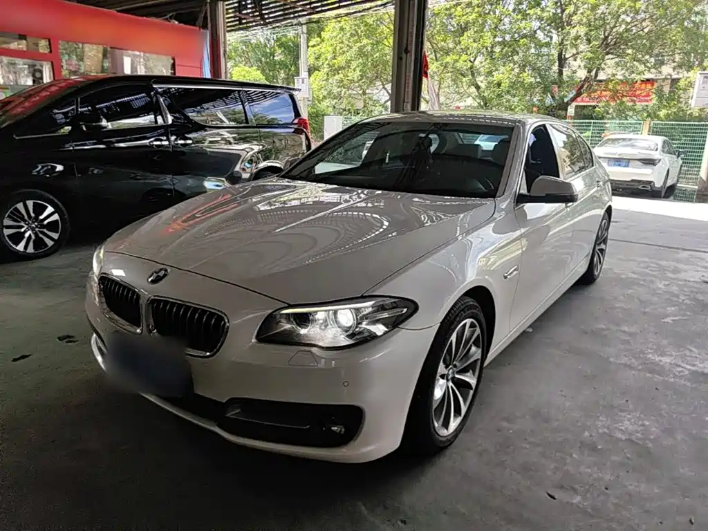 BMW 5 Series 2016