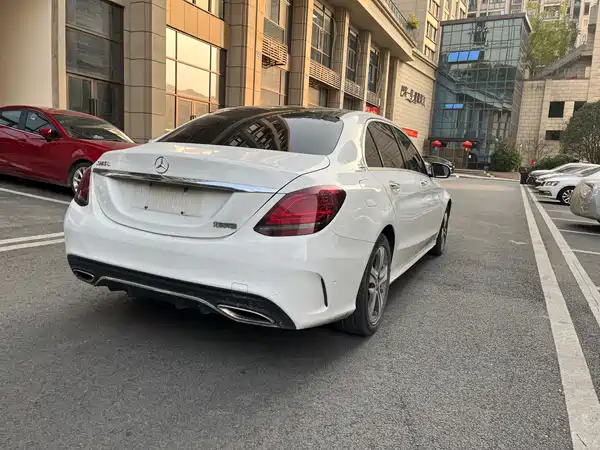 Mercedes-Benz C-Class 2019