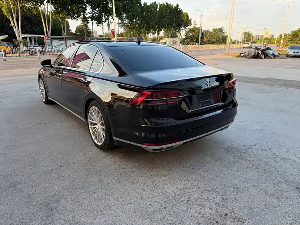 Volkswagen Phideon 2018