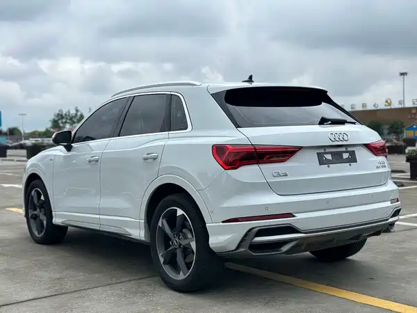 Audi Q3 2022
