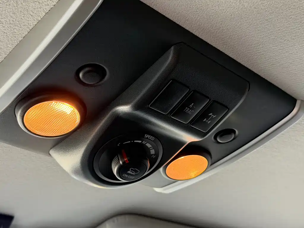 Toyota FJ Cruiser 2019 — фото 22