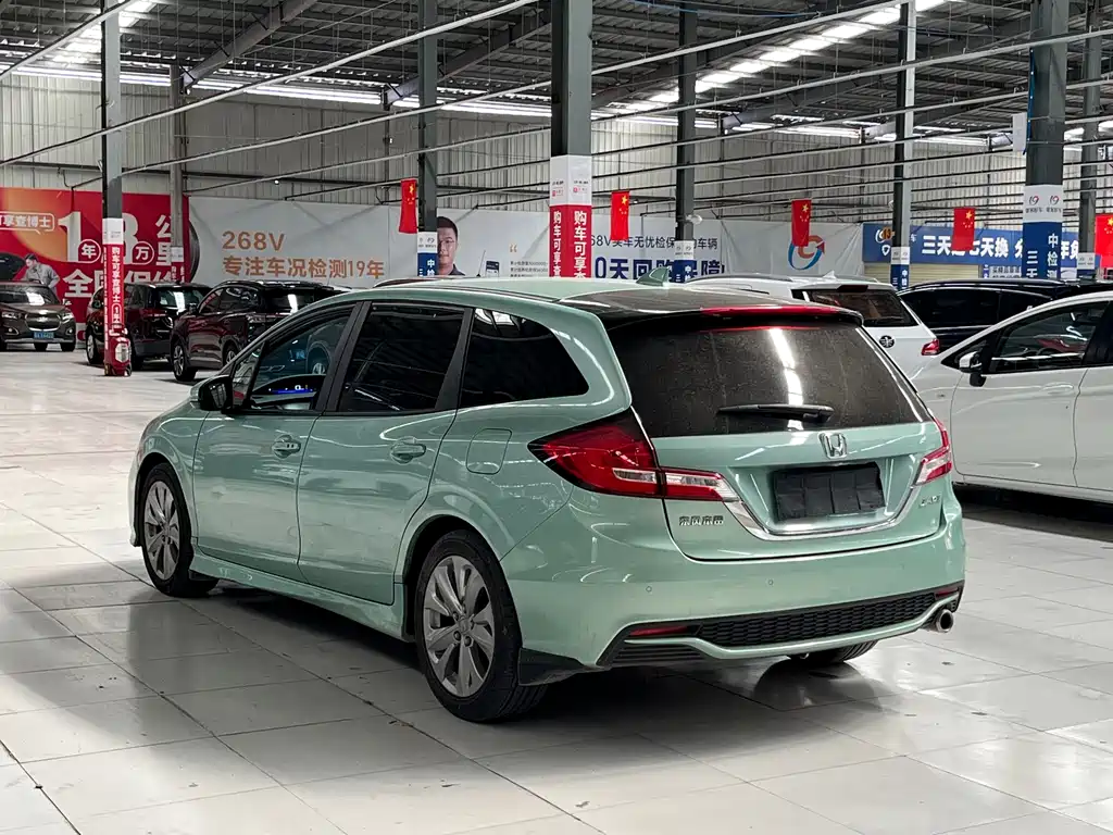 Honda Jade 2017 — фото 14