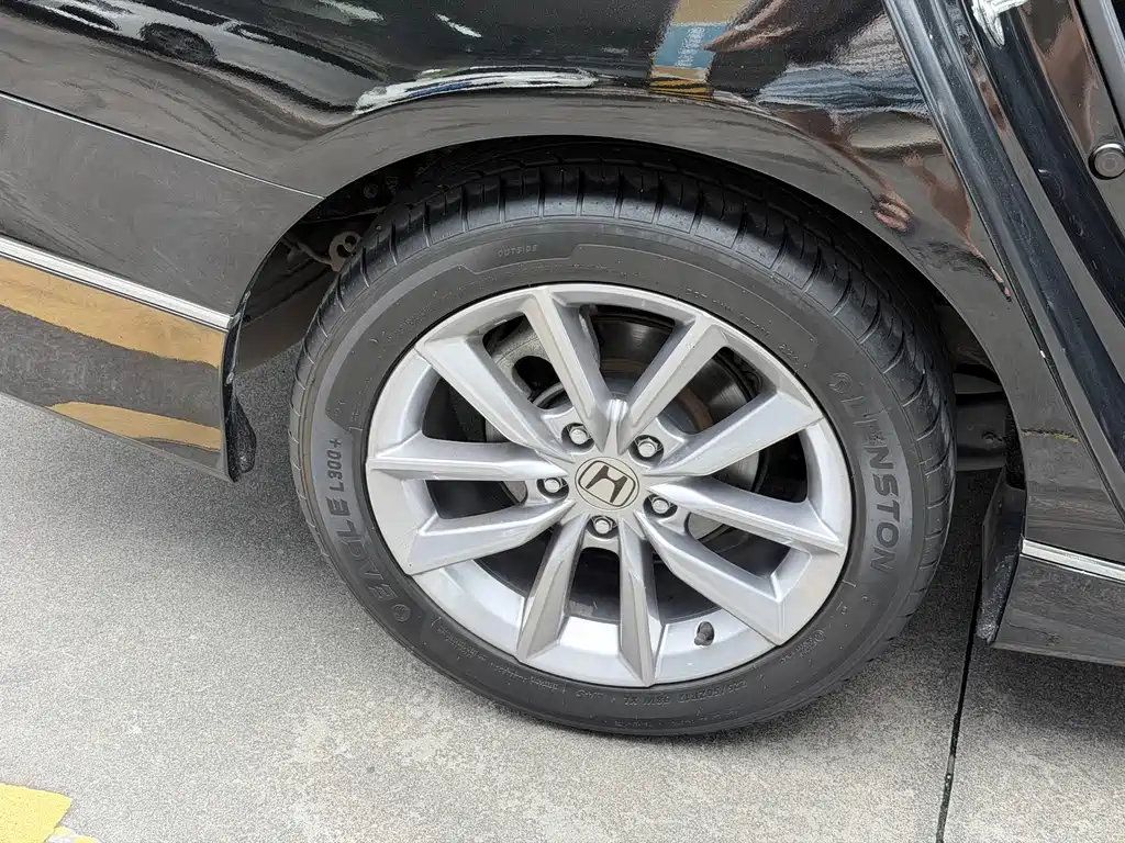 Honda Accord 2022 — фото 14