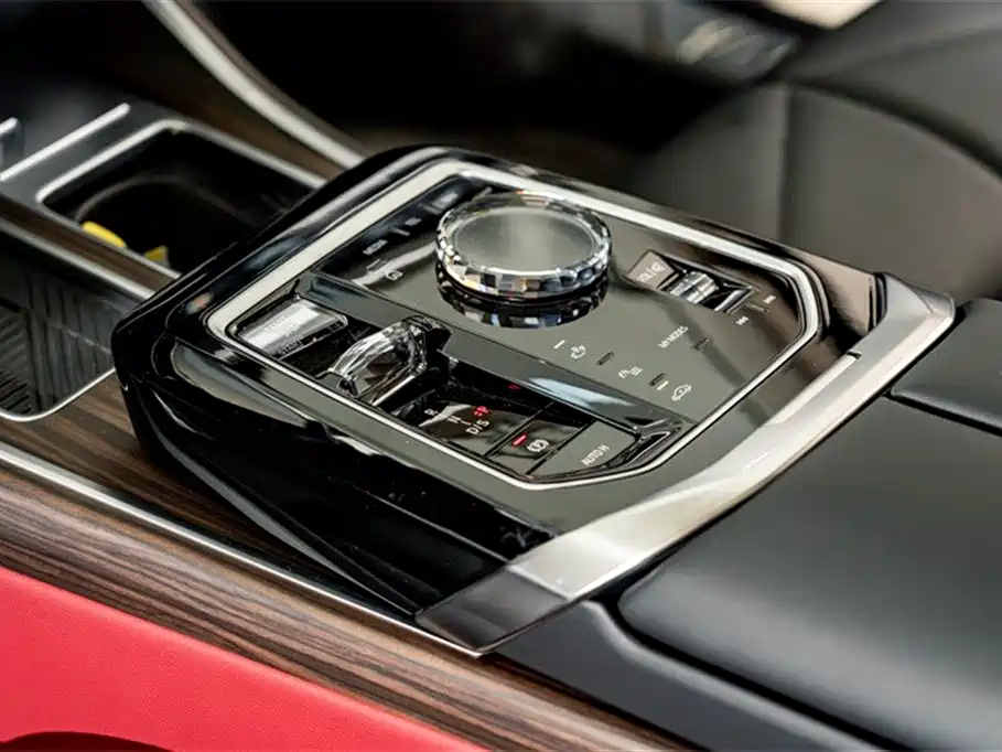 BMW 7 Series 2025 — фото 14