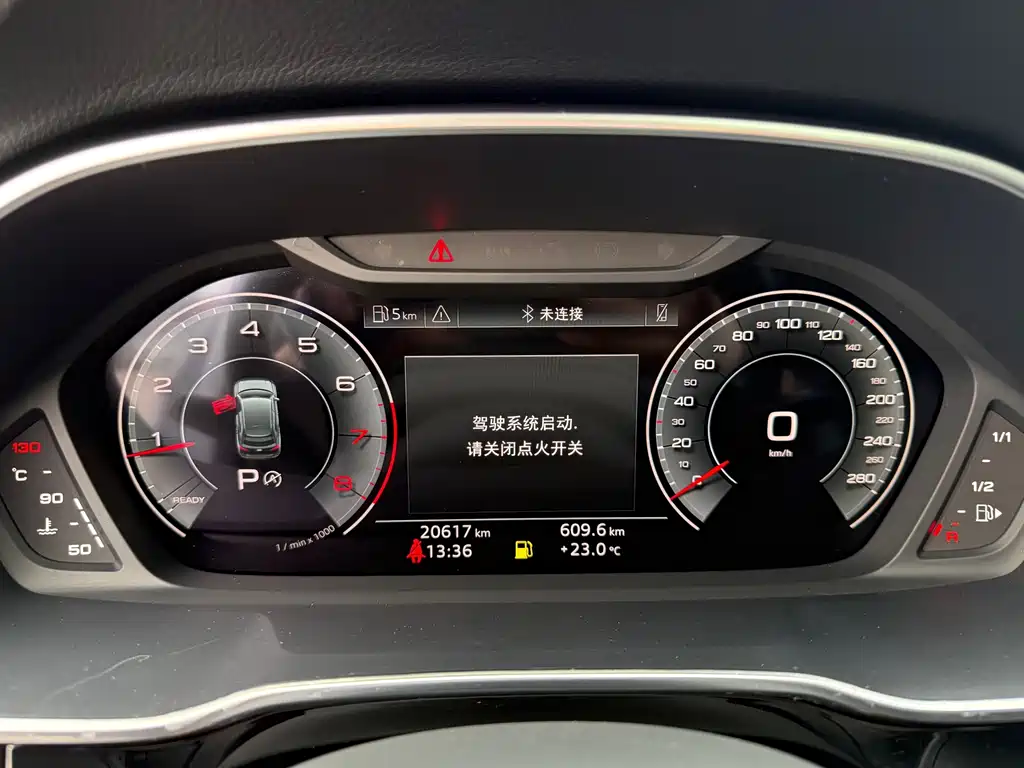 Audi Q3 2022 — фото 14