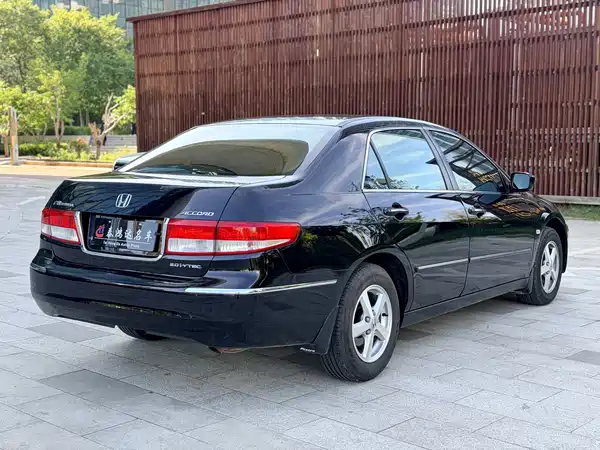 Honda Accord 2005