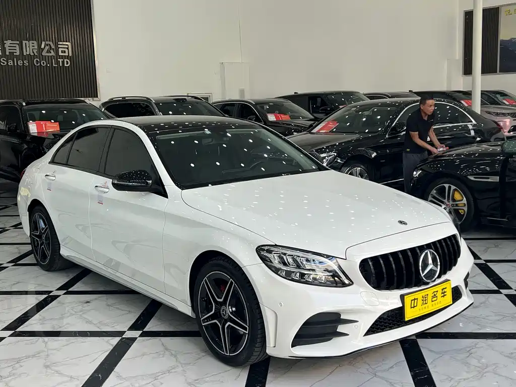 Mercedes-Benz C-Class 2021