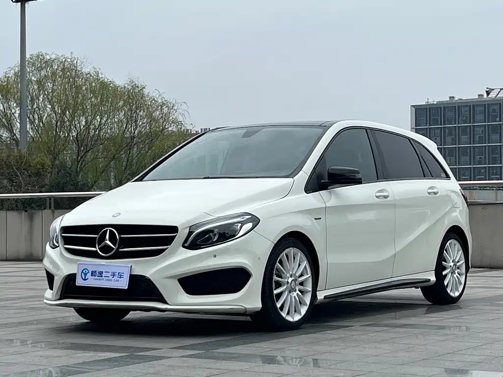 Mercedes-Benz B-Class 2018 — фото 1