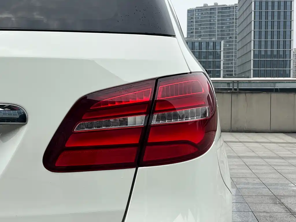 Mercedes-Benz B-Class 2018 — фото 22