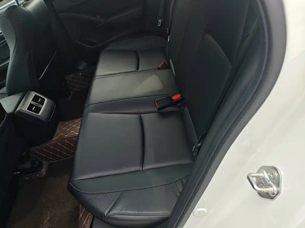 Honda Accord 2021 — фото 17