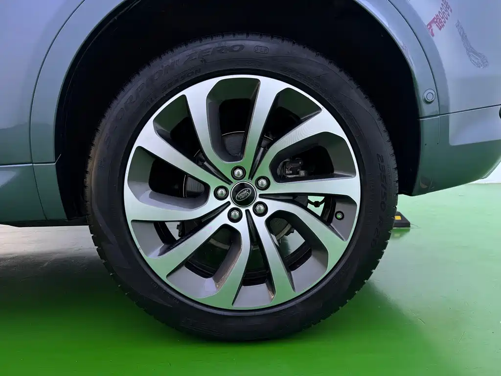 Land Rover Discovery Sport 2021 — фото 38