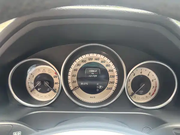 Mercedes-Benz E-Class 2015