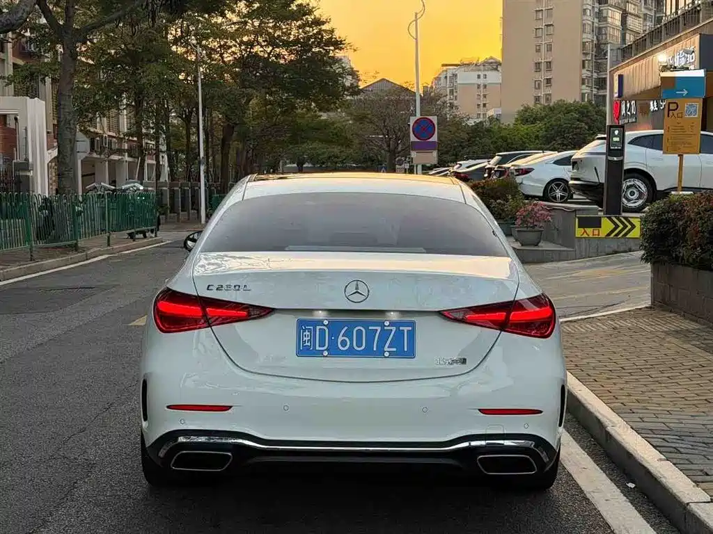 Mercedes-Benz C-Class 2022 — фото 14