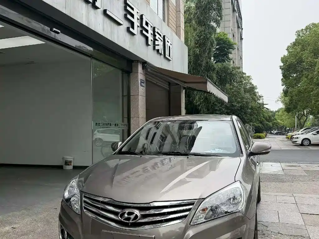Hyundai Elantra 2014