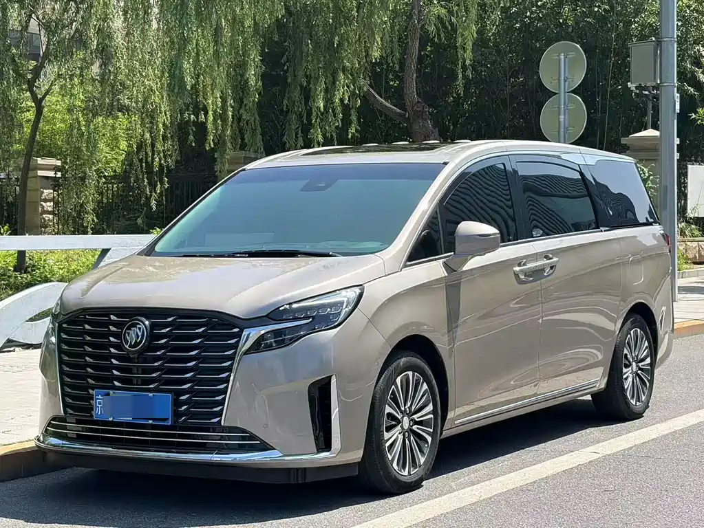 Buick GL8 2023