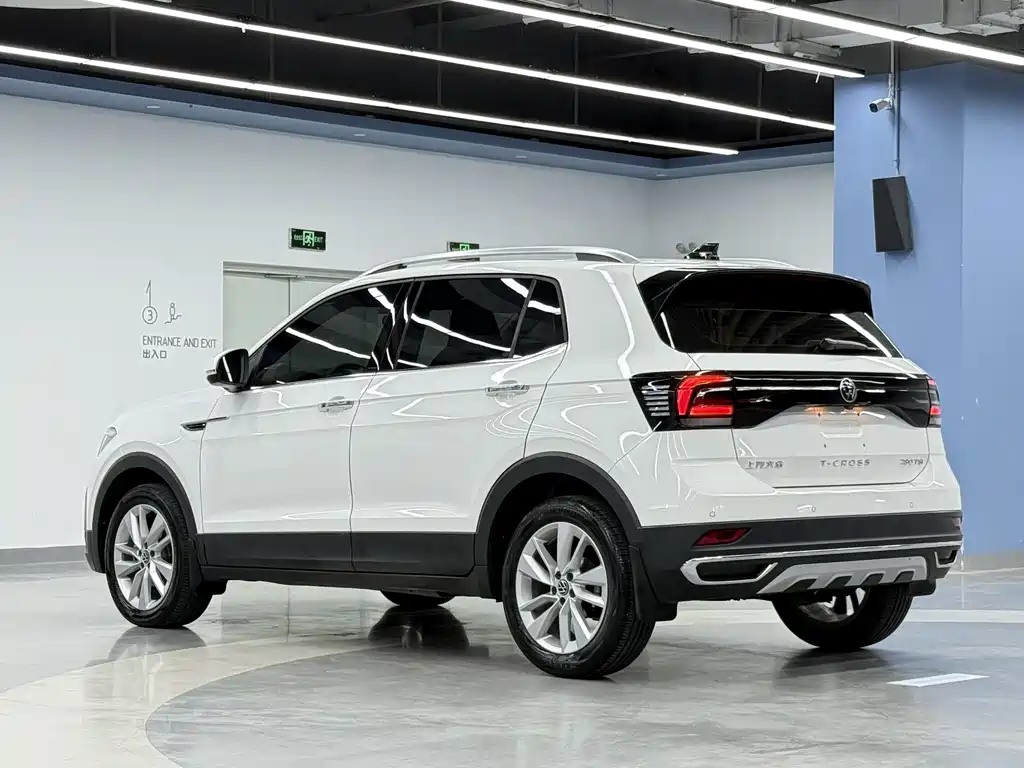 Volkswagen T-Cross 2022 — фото 6