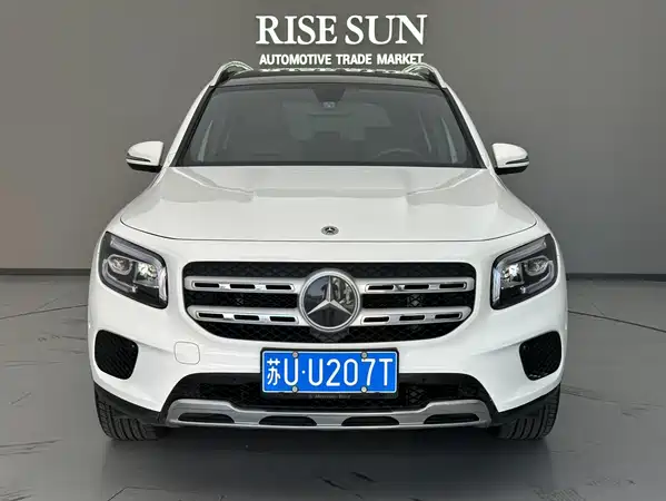 Mercedes-Benz GLB 2023