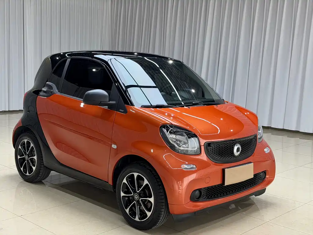 smart Fortwo 2017 — фото 3