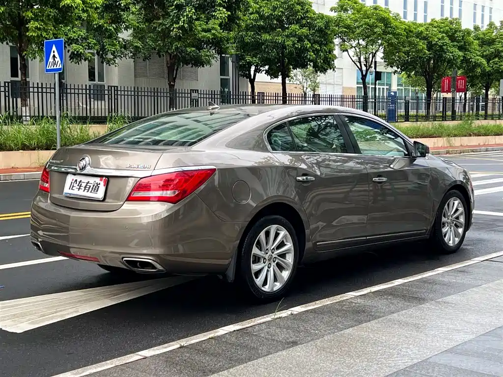 Buick LaCrosse 2014 — фото 2