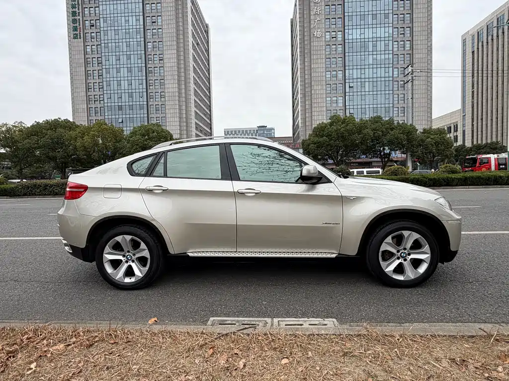 BMW X6 2011 — фото 4