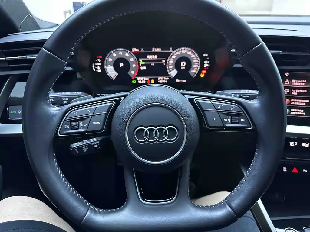 Audi A3 2022 — фото 12