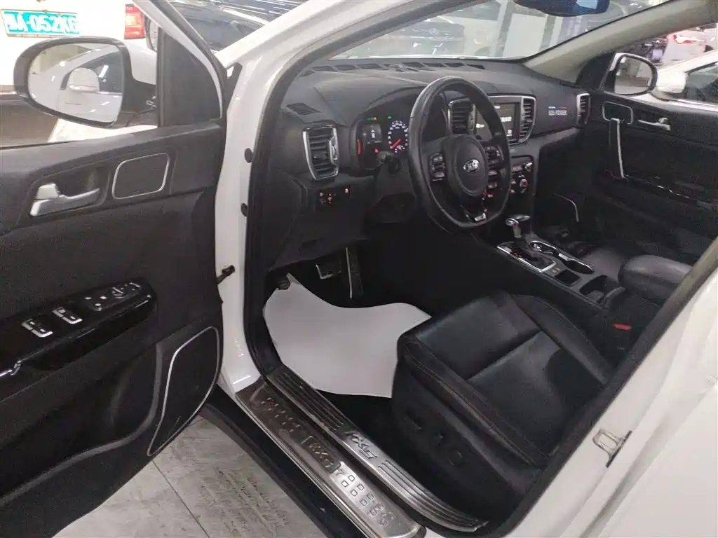 Kia KX5 2017 — фото 12