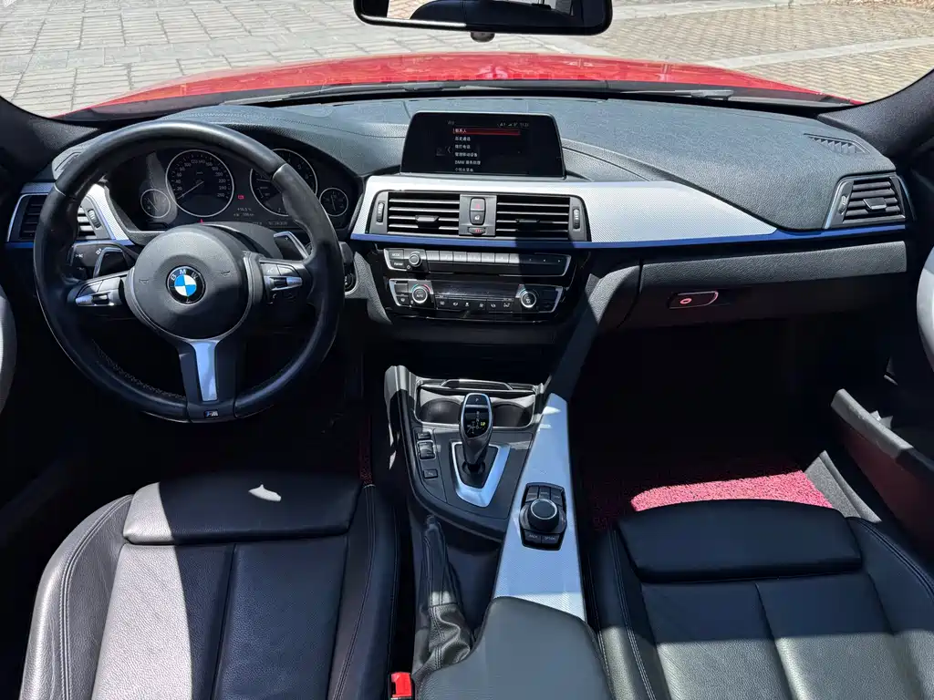 BMW 3 Series 2019 — фото 13