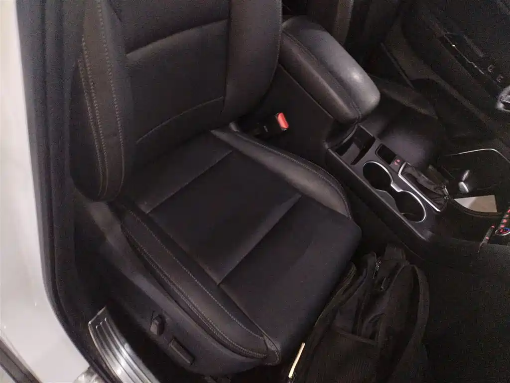 Kia KX5 2017 — фото 20