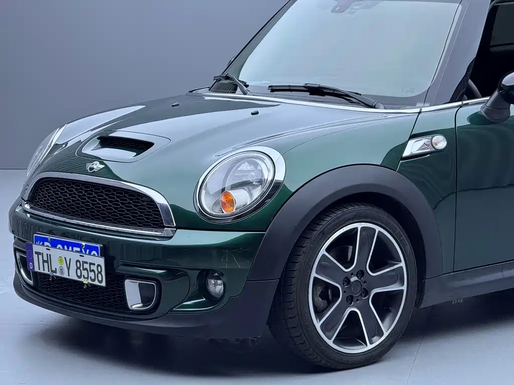 MINI Clubman 2014