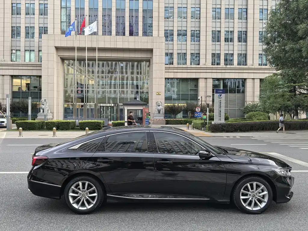 Honda Accord 2023