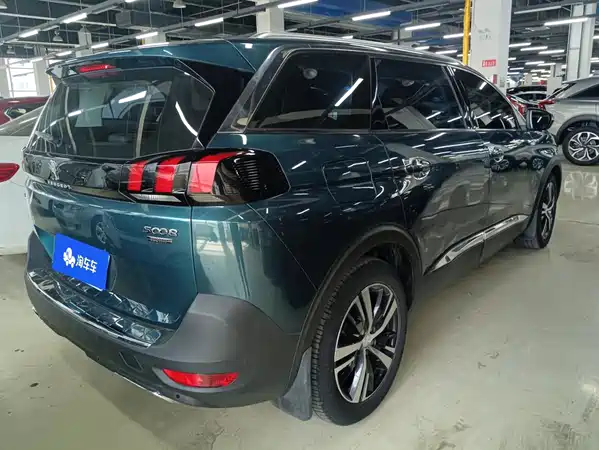 Peugeot 5008 2017
