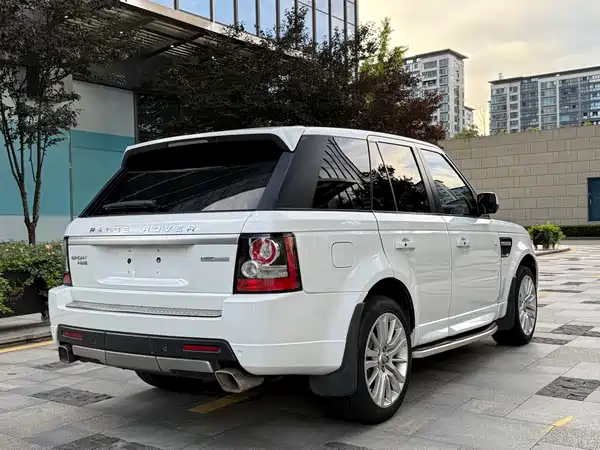 Land Rover Range Rover Sport 2013