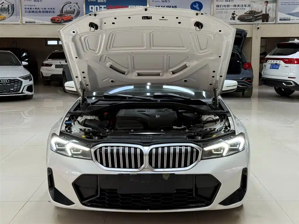 BMW 3 Series 2023