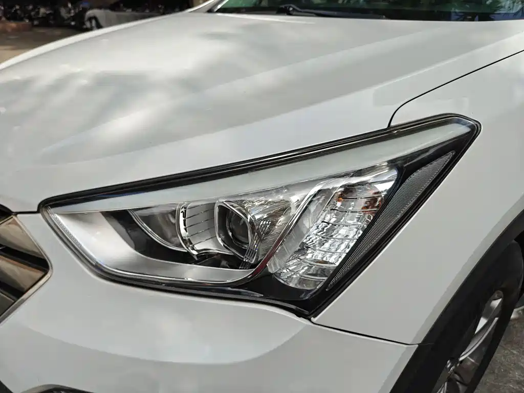 Hyundai Santa Fe 2015 — фото 31