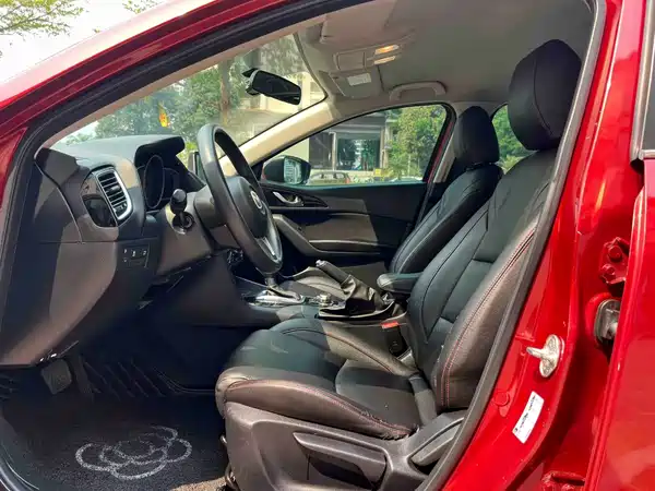 Mazda 3 Axela 2017