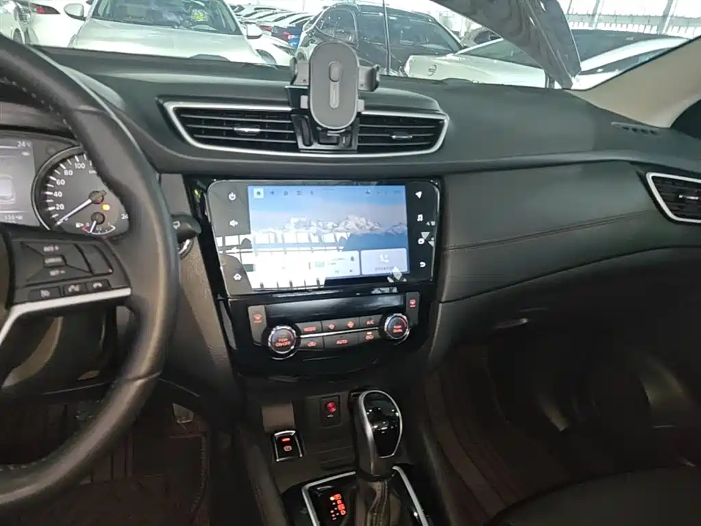 Nissan Qashqai 2023 — фото 13