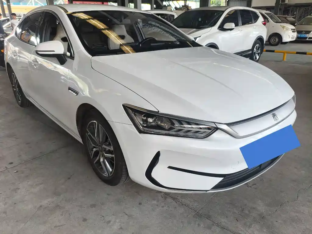 BYD Qin PLUS 2023 — фото 3