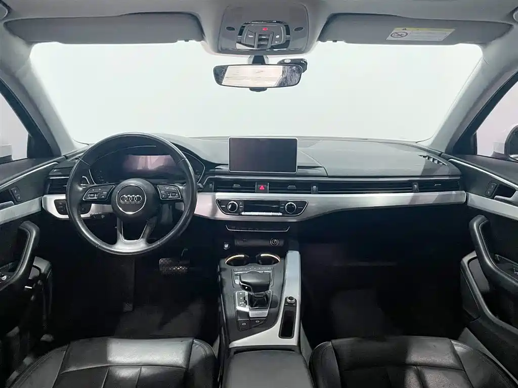 Audi A4L 2019 — фото 10