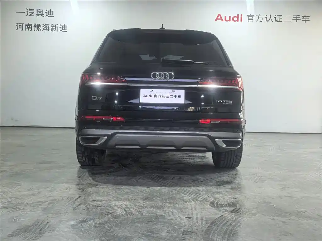 Audi Q7 2023 — фото 17
