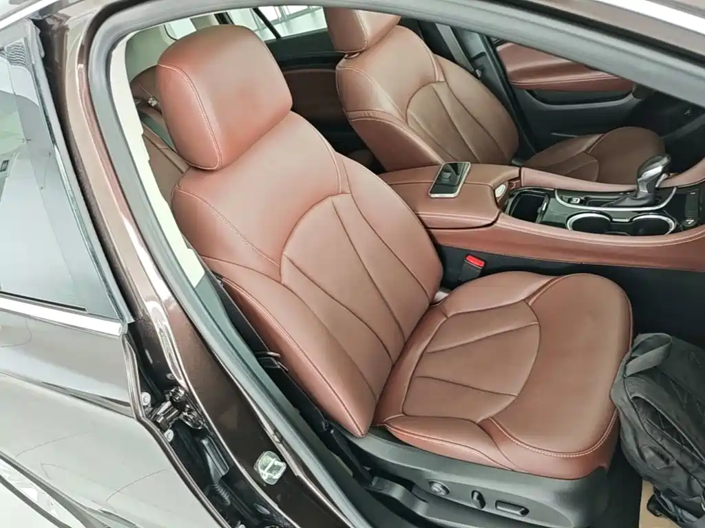 Buick Envision Plus 2021 — фото 25